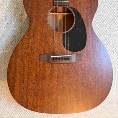 Martin 000-15M 2023/24 with case image 2