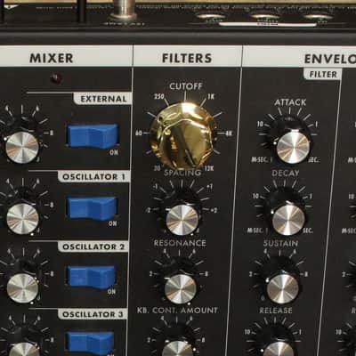 MOOG Minimoog Voyager Performer Edition V3.5 Bb Mw GOLD KNOB [3794] (08/17) image 3