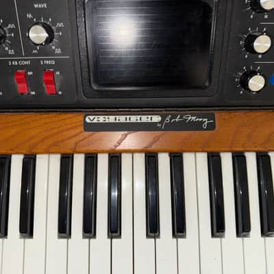 Moog Minimoog Voyager Performer Edition 44-Key Monophonic Synthesizer 2002 - 2015 - Traditional Wood Cabinet image 3