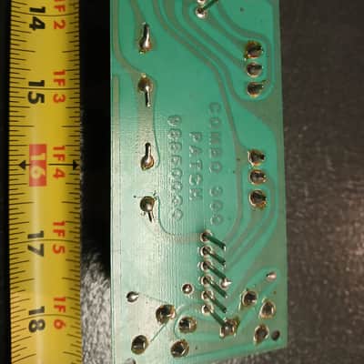 Peavey Combo 300 front circuit board 1985 - Yellow image 8