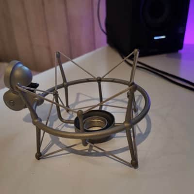 Neumann TLM 102 Studio Set with Shockmount 2013 - Present - Nickel image 5