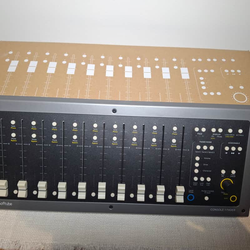 2022 Softube Console 1 Fader USB DAW Control Surface Gray