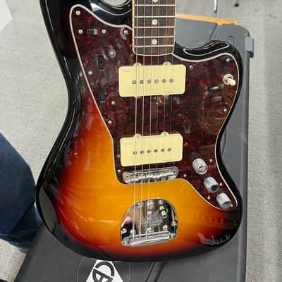Fender American Ultra Jazzmaster with Rosewood Fretboard 2021 - Ultraburst W/ Case image 2