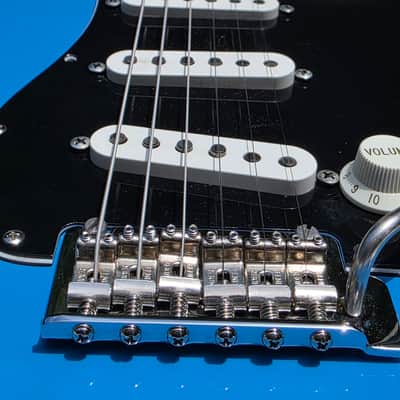 2020 Fender MIJ Hybrid '60s Stratocaster - California Blue - Seymour Duncan Antiquity pickups image 5