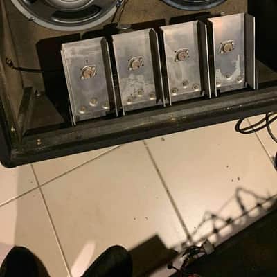 Vox Series 90 V130 & V133 1969 head & 4x12 Bulldog loaded cab troley, fully serviced condition image 6