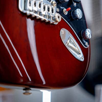 G&L USA CLF Research S-500 Mocha image 3