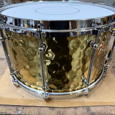 Dallas Drum 14x8 Hammered Brass Snare Drum 2025 - Hammered yellow brass image 4