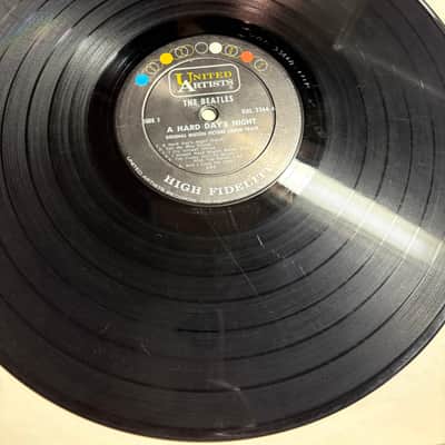 Vintage Beatles vinyl records 1964/1968 Capitol Rainbow UA Apple image 17