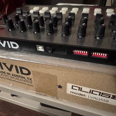 Livid Alias 8 MIDI controller image 2