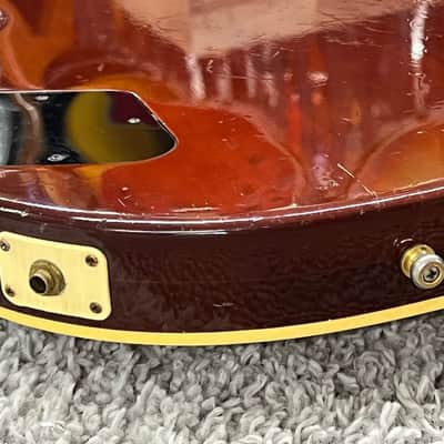 Univox - MIJ "Gimme Lawsuit" Les Paul Style - Sunburst - with HSC image 11