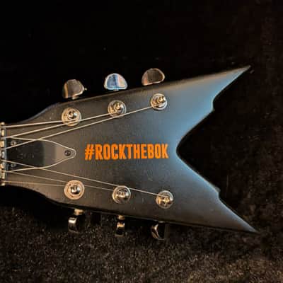Dean Razorback V255 KISS logo paint w/ Hard Case image 3