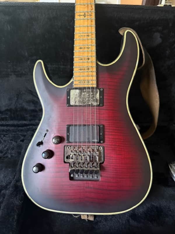 Schecter Hellraiser Extreme C1 FR M 2012 - Red image 1