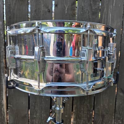 Ludwig No. 402 Supraphonic 6.5x14" 10-Lug Aluminum Snare Drum with Rounded Blue/Olive Badge 1979 - 1984 - Chrome-Plated image 3