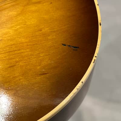 Harmony H8031 oval hole flat back mandolin 1972 - Sunburst image 18