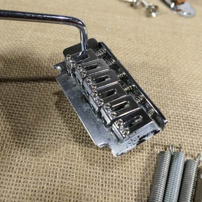 Tremolo Chrome, Genuine 2004 Squier Standard Stratocaster Same Day Shipping #DS16 image 4