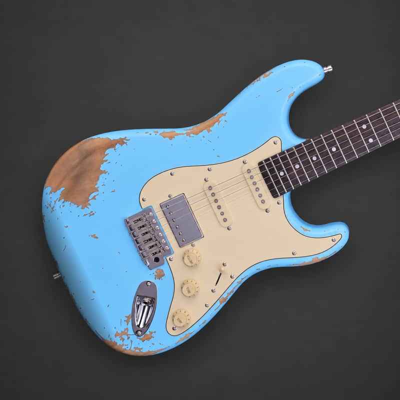 Dhatarattha HSS Strat-Style – Surf Blue Nitro Relic
