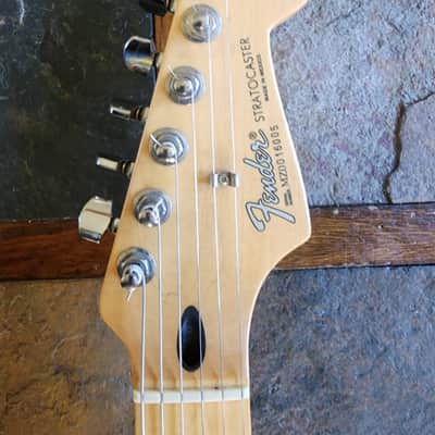 Fender Strat Std MIM SSS 2000 w/bag- blue image 5