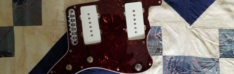 Fender Classic Player Jazzmaster Special Loaded Pickguard image 1
