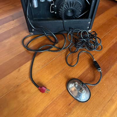 Fender Super Champ EV Version 18-Watt 1x10" Guitar Combo 1982 - 1986 - Black image 6