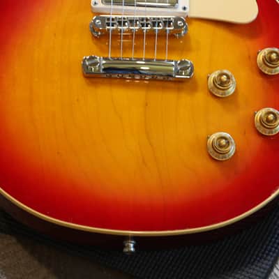 1997 Gibson Les Paul Standard Electric Guitar Heritage Cherry Sunburst + HSC image 5