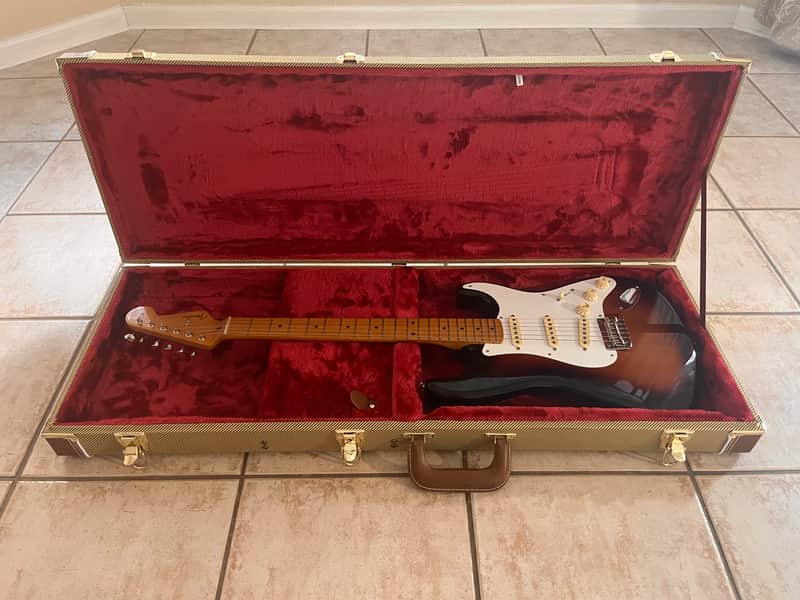 Fender Vintera '50s Stratocaster Modified with Maple Fretboard 2019 - Present 2-Color Sunburst