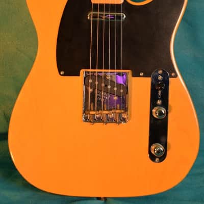 Fender American Vintage '52 Reissue Telecaster August 1993 - Butterscotch Blond image 4