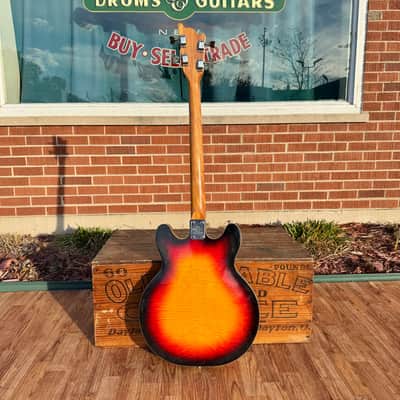 Vintage Univox Custom Coily 330 Style Short Scale Bass Sunburst MIJ image 5