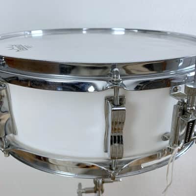 Ludwig Vistalite 5x14 8-Lug Snare Drum 1970s White Opaque Blue & Olive image 4
