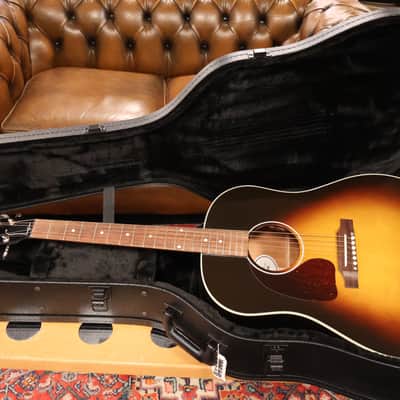 Gibson J-45 Standard Sunburst Lefty image 7