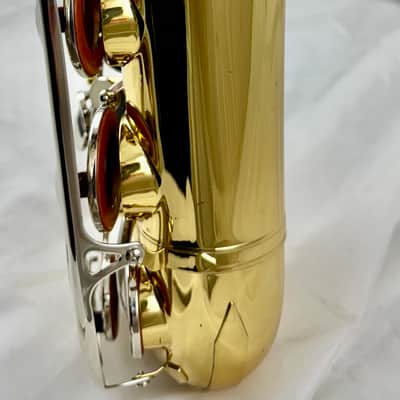 Yamaha YAS-26 Standard Alto Saxophone Lacquered Brass image 8