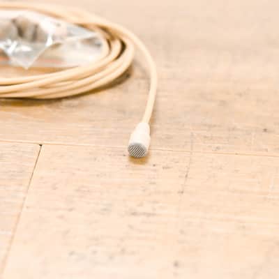 Sennheiser MKE 2 Lavalier Lapel Mic w/ Locking 3.5mm Connector - Beige CG012BD image 3