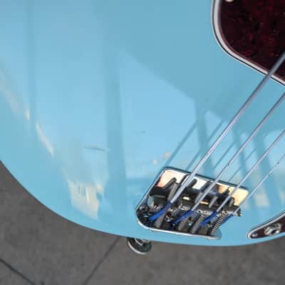 Fender AVRI 1960 P-Bass - Daphne Blue image 9