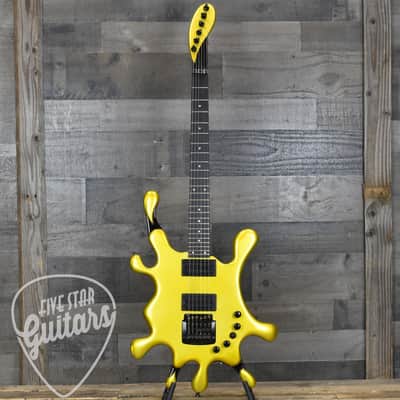 Pre-Owned Big H Design Splatocaster - Metallic Yellow with Hard Shell Case image 3