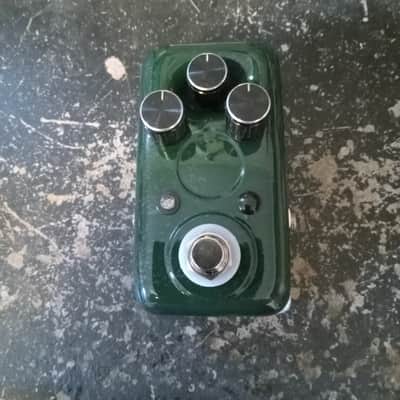 Dongeomac BC108 Fuzz Face with Bias control in Green with Silver Splatter image 7