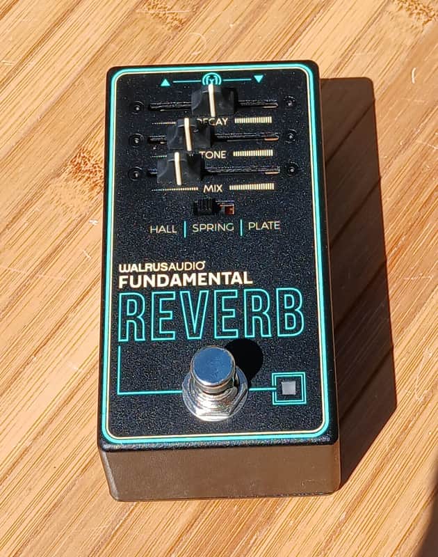 Walrus Audio Fundamental Reverb