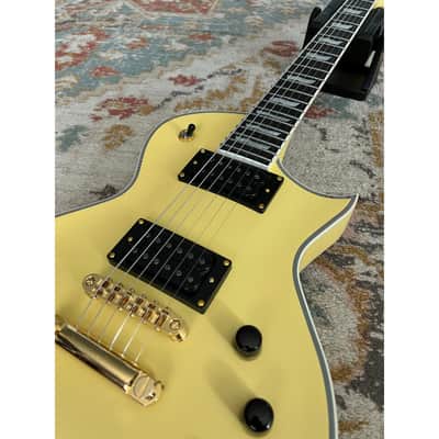 ESP LTD EC-1000T CTM 2022 - Present - Vintage Gold Satin image 4