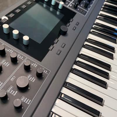 Waldorf Quantum 61-Key Hybrid Synthesizer 2017 - Present - Black image 4