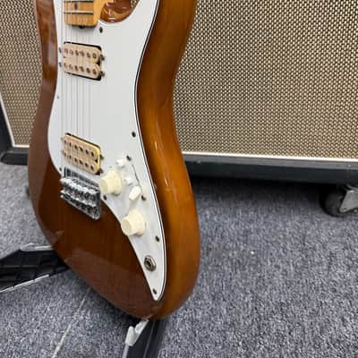 Fender Bullet H-2 with Maple Fretboard 1981 - 1983 - Walnut (Mocha) image 7