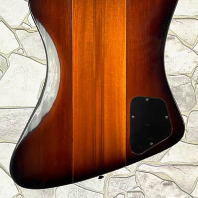 Gibson Left Handed Thunderbird IV 4 string Bass Guitar in Sunburst with case in Excellent Condition image 2