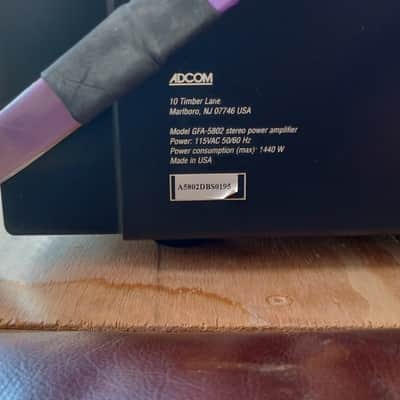 Adcom GFA-5802 Adcom GFA 5802 2 Channels Power Amplifier 300 watts Class A 32 HEXFET XLR image 19