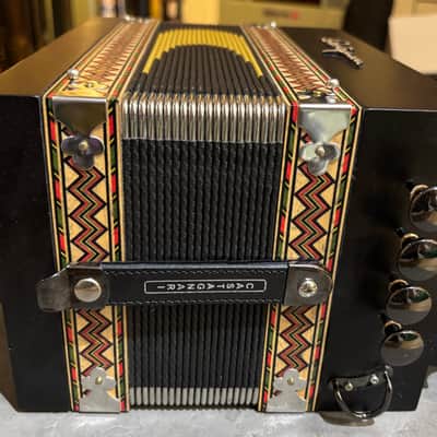 Castagnari Melodeon C 4-Stop Diatonic Button Accordion Black image 6