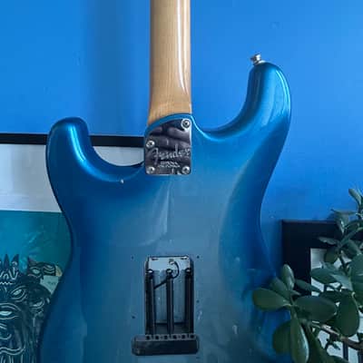 Fender American Elite Stratocaster with Ebony Fretboard 2016 - 2019 - Sky Burst Metallic image 12