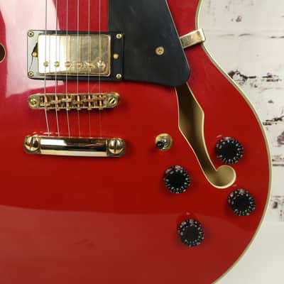 Ventura V32 "335" Style Red Mist Semi-Hollow Electric Guitar in Mint Condition image 3