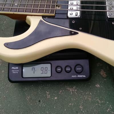Teisco Bass 1960s White image 14