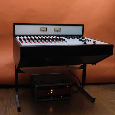 OpAmp Labs 12 Channel Custom Recording Console White/Red image 2