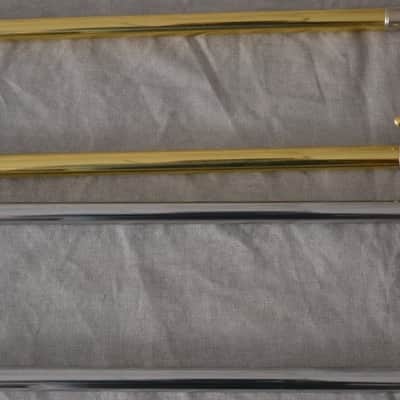 Trombon Bajo Shires Q36YR como nuevo image 3