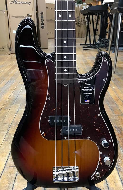 Fender American Professional II Precision Bass with Rosewood Fretboard 2020 - Present - 3-Color Sunburst image 1