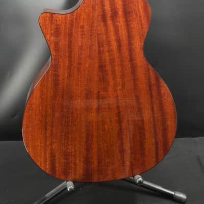 Eastman AC122-1CE-DLX Acoustic Electric Guitar image 5