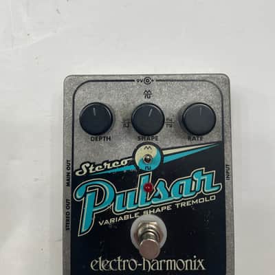 Electro Harmonix Stereo Pulsar Variable Shape Tremolo EHX Guitar Effect Pedal image 2