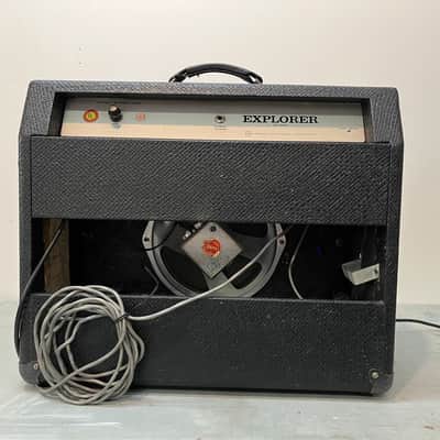 Gibson GA-15RVT Explorer 12-Watt 1x10" Guitar Combo 1965 - 1967 - Black image 4